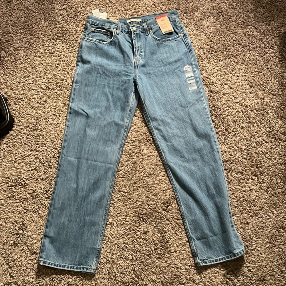 Women’s Levi’s Low Pro Straight - Size 30